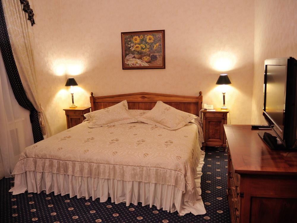 Grand Hotel Ukraine Dněpropetrovsk Exteriér fotografie