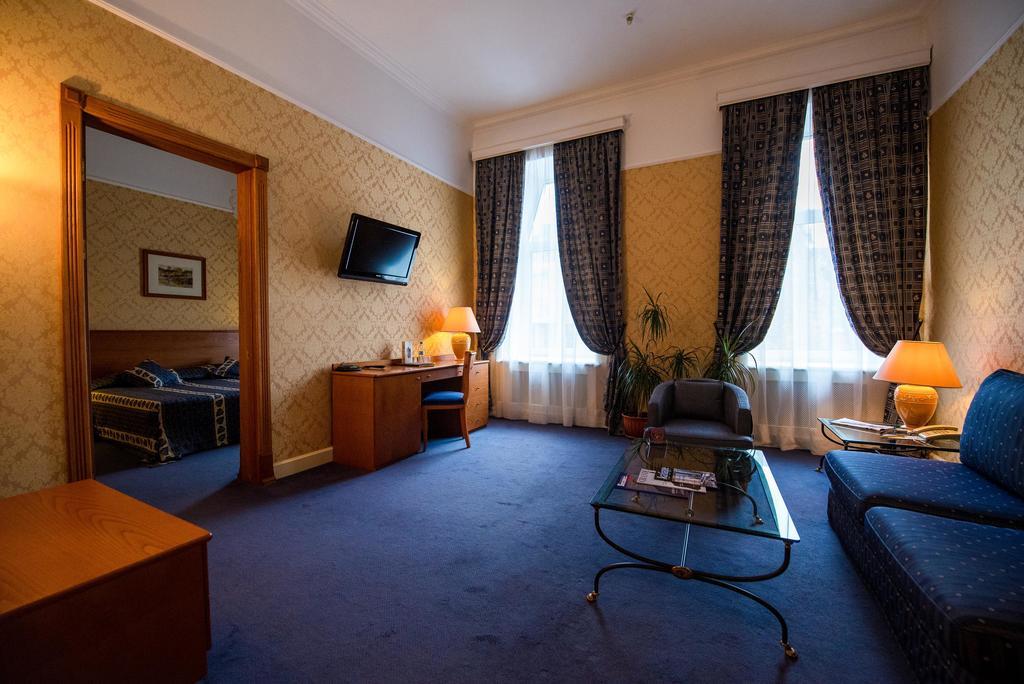 Grand Hotel Ukraine Dněpropetrovsk Exteriér fotografie
